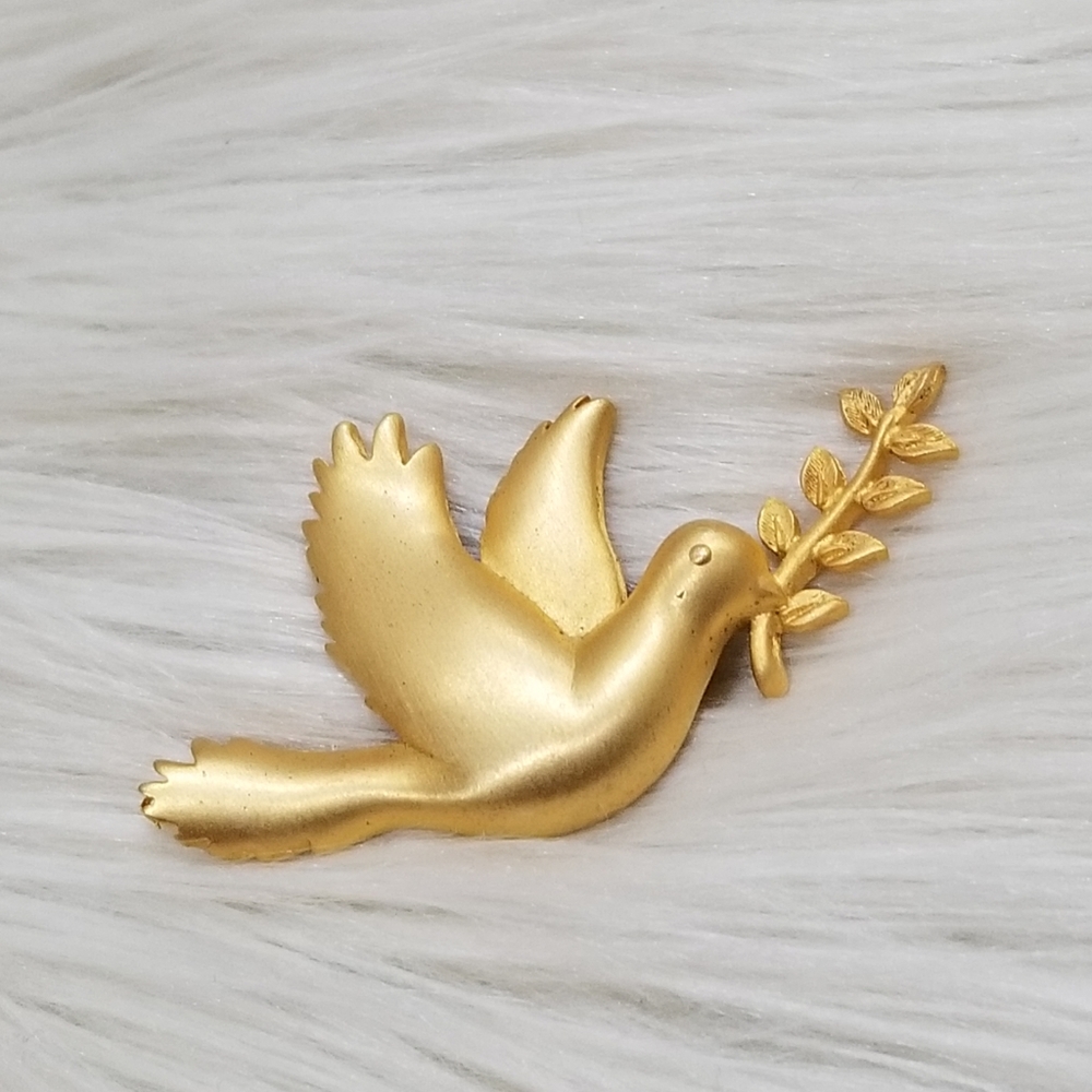 Vintage bird brooch